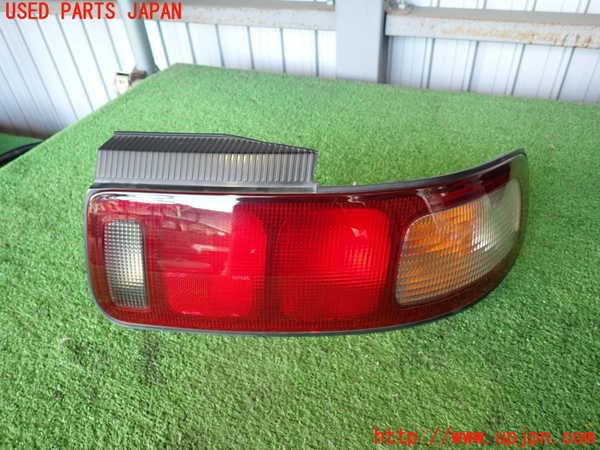 2UPJ-35551530]セリカ GT-FOUR(ST205)右テールランプ 中古_m0001.jpg