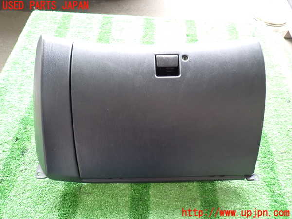 2UPJ-35557516]セリカ GT-FOUR(ST205)グローブボックス1 中古_m0001.jpg