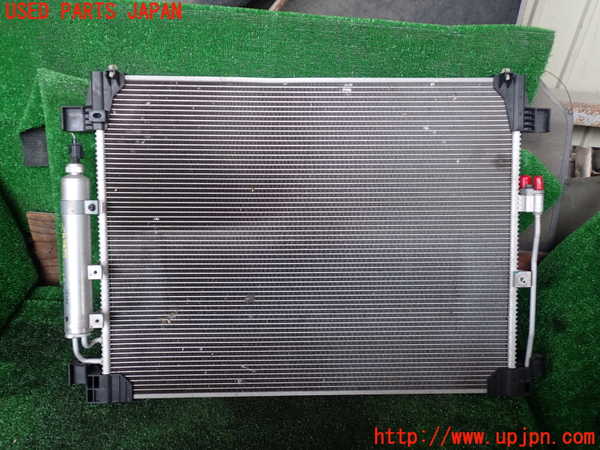 1UPJ-35596031]フーガハイブリッド(HY51)エアコンコンデンサー1 中古_m0001.jpg