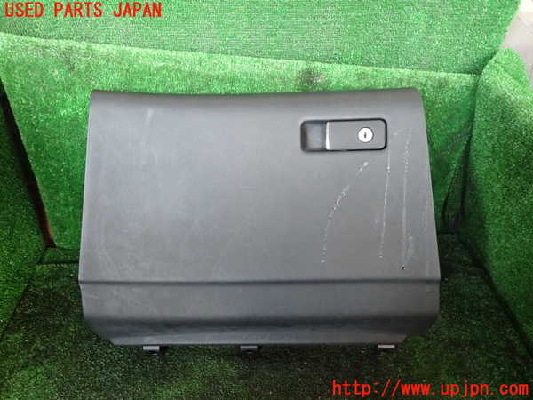 1UPJ-35597516]フーガハイブリッド(HY51)グローブボックス1 中古_m0001.jpg