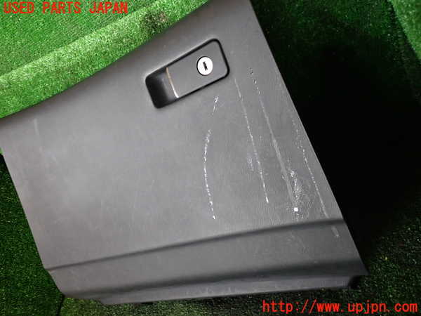1UPJ-35597516]フーガハイブリッド(HY51)グローブボックス1 中古_m0002.jpg