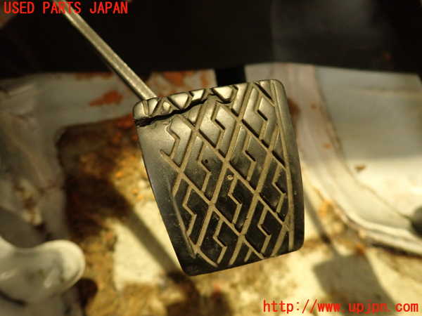 2UPJ-35607590]MR2(SW20) (V型)クラッチペダル 中古_m0002.jpg