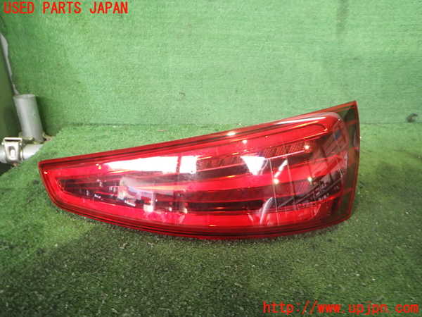 2UPJ-35621530]アウディ・Q3(8UCPSF)右テールランプ 中古_m0001.jpg