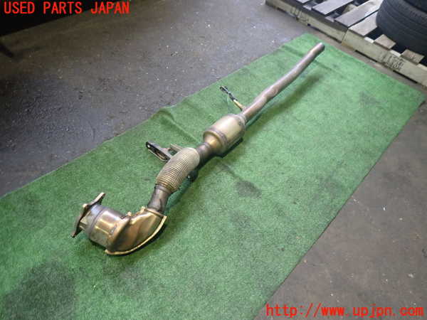 2UPJ-35622661]アウディ・Q3(8UCPSF)触媒1 中古_m0002.jpg