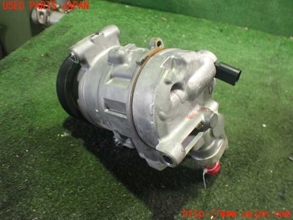 2UPJ-35626025]アウディ・Q3(8UCPSF)エアコンコンプレッサー 中古_m0002.jpg