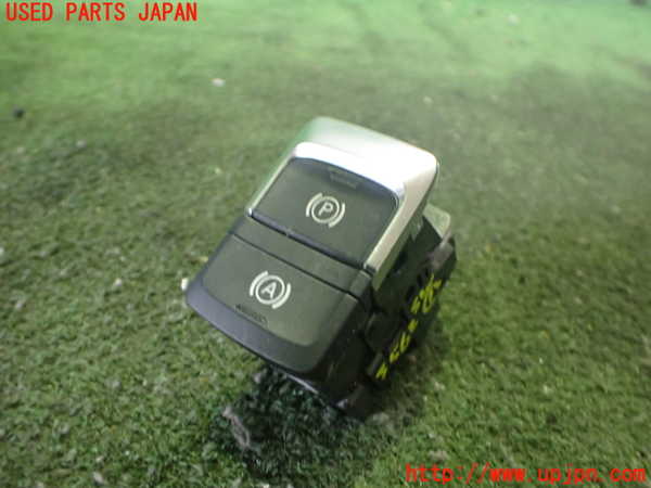 2UPJ-35626306]アウディ・Q3(8UCPSF)スイッチ1 (電動パーキングブレーキ他) 中古_m0001.jpg