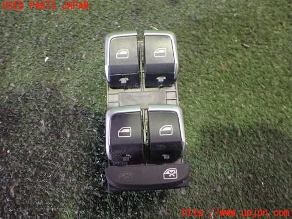 2UPJ-35626240]アウディ・Q3(8UCPSF)右前パワーウィンドウスイッチ 中古_m0001.jpg