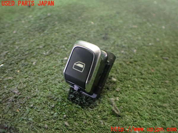2UPJ-35626245]アウディ・Q3(8UCPSF)左前パワーウィンドウスイッチ 中古_m0001.jpg