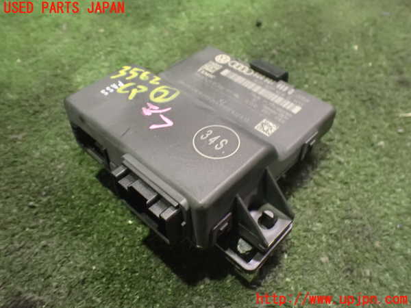 2UPJ-35626147]アウディ・Q3(8UCPSF)コンピューター2 中古_m0001.jpg