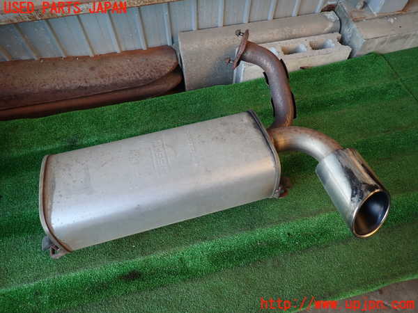 2UPJ-35642671]ジューク NISMO(NF15)リアマフラー1 中古_m0002.jpg