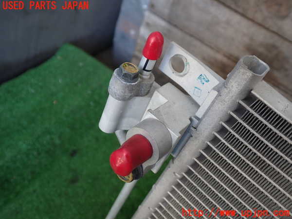 2UPJ-35646031]ジューク NISMO(NF15)エアコンコンデンサー1 中古_m0004.jpg