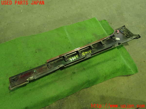 1UPJ-35651390]ロードスター RF(NDERC)右サイドステップ 中古_m0004.jpg