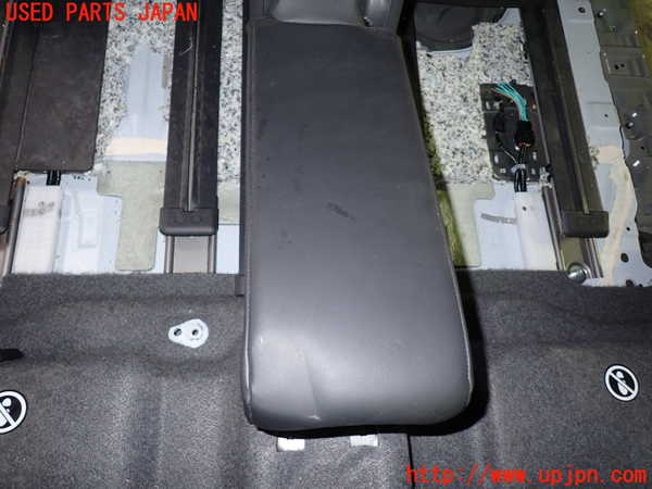 1UPJ-35677465]セレナ e-POWER(GFC28)補助席 中古_m0003.jpg