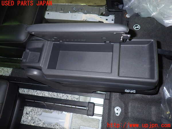 1UPJ-35677465]セレナ e-POWER(GFC28)補助席 中古_m0005.jpg