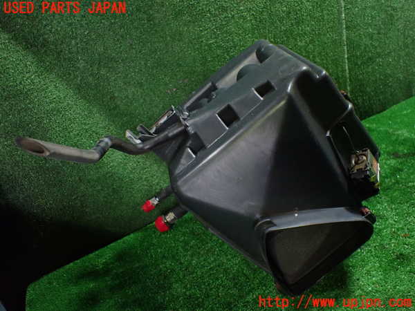 5UPJ-35686081]ロードスター(NA6CE)エバポレーター1 中古_m0002.jpg