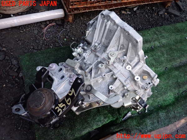 1UPJ-35693200]ヤリス(YARIS)(MXPA10)ミッション MT M15A-FKS ジャンク_m0001.jpg