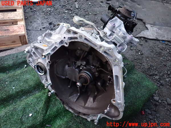 1UPJ-35693200]ヤリス(YARIS)(MXPA10)ミッション MT M15A-FKS ジャンク_m0002.jpg