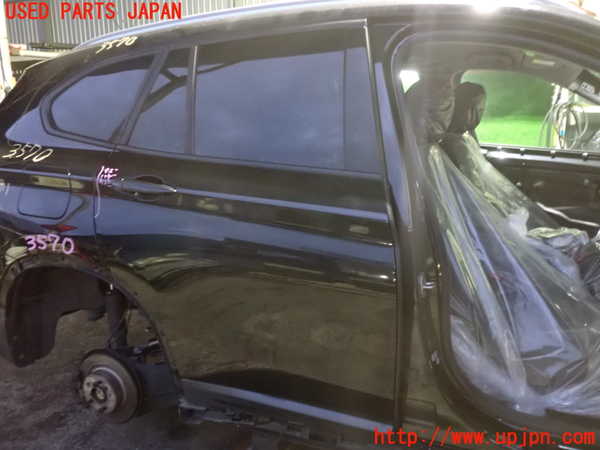 2UPJ-35701290]BMW X1 F48(HT20)右後ドア (FUYAO 43R-011003 M535) 中古_m0001.jpg