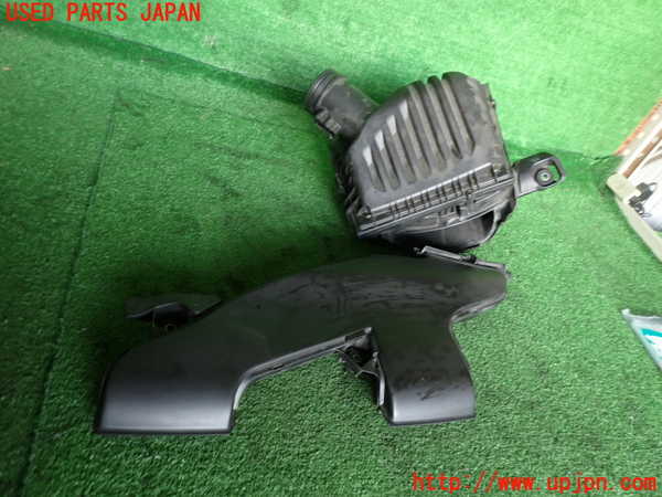 2UPJ-35702560]BMW X1 F48(HT20)エアクリーナーボックス 中古_m0001.jpg
