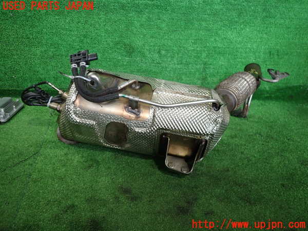 2UPJ-35702661]BMW X1 F48(HT20)触媒1 中古_m0003.jpg