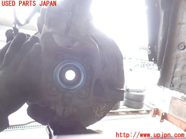 2UPJ-35704290]BMW X1 F48(HT20)右フロントナックルハブ 中古_m0001.jpg