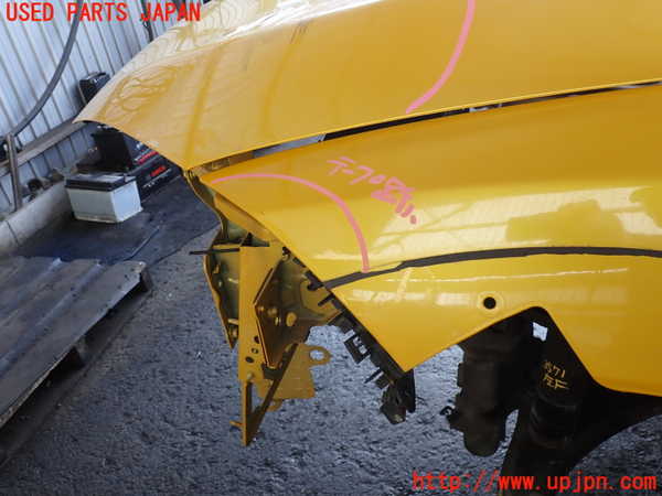 2UPJ-35711082]ルノー・メガーヌ R.S.(ルノー・スポール)(DZF4R)左前フェンダー 中古_m0002.jpg