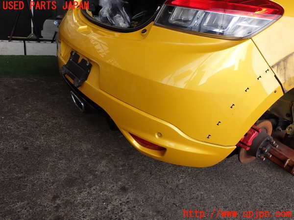 2UPJ-35711610]ルノー・メガーヌ R.S.(ルノー・スポール)(DZF4R)リアバンパー 中古_m0001.jpg