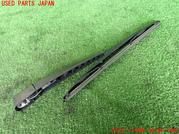 2UPJ-35711661]ルノー・メガーヌ R.S.(ルノー・スポール)(DZF4R)リアワイパーアーム1 中古_m0002.jpg