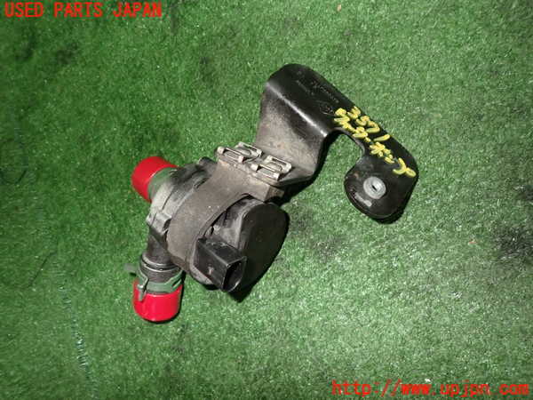2UPJ-35712110]ルノー・メガーヌ R.S.(ルノー・スポール)(DZF4R)ウォーターポンプ 中古_m0001.jpg