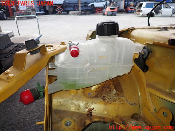 2UPJ-35712410]ルノー・メガーヌ R.S.(ルノー・スポール)(DZF4R)ラジエータータンク 中古_m0002.jpg