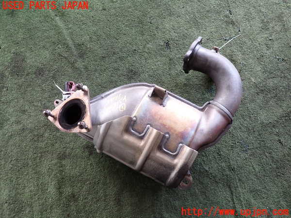 2UPJ-35712661]ルノー・メガーヌ R.S.(ルノー・スポール)(DZF4R)触媒1 中古_m0001.jpg