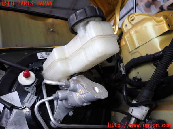 2UPJ-35714050]ルノー・メガーヌ R.S.(ルノー・スポール)(DZF4R)ブレーキマスターシリンダー 中古_m0002.jpg