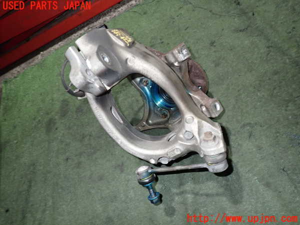 2UPJ-35714295]ルノー・メガーヌ R.S.(ルノー・スポール)(DZF4R)左フロントナックルハブ 中古_m0001.jpg