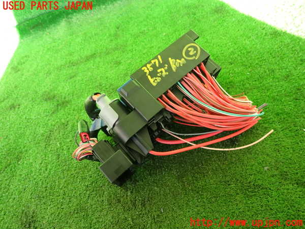 2UPJ-35716742]ルノー・メガーヌ R.S.(ルノー・スポール)(DZF4R)ヒューズボックス2 中古_m0002.jpg