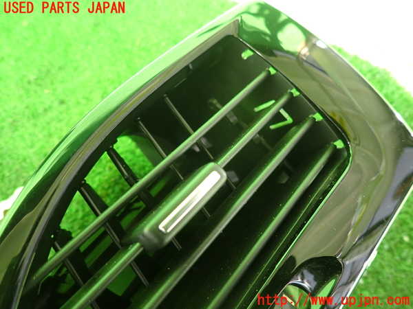 2UPJ-35717527]ルノー・メガーヌ R.S.(ルノー・スポール)(DZF4R)エアコン吹き出し口2 (右) 中古_m0003.jpg