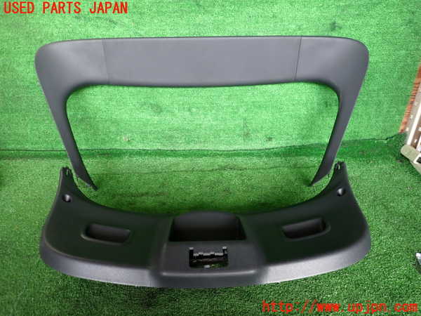 2UPJ-35711578]ルノー・メガーヌ R.S.(ルノー・スポール)(DZF4R)バックドア内張り 中古_m0001.jpg