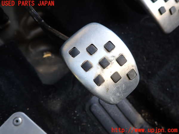 2UPJ-35717590]ルノー・メガーヌ R.S.(ルノー・スポール)(DZF4R)クラッチペダル 中古_m0002.jpg