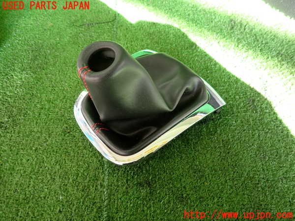 2UPJ-35717575]ルノー・メガーヌ R.S.(ルノー・スポール)(DZF4R)シフトブーツ 中古_m0001.jpg