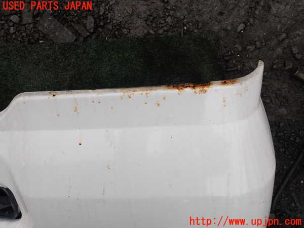 5UPJ-35721010]デリカ スターワゴン(P25W)フロントバンパー 中古_m0002.jpg