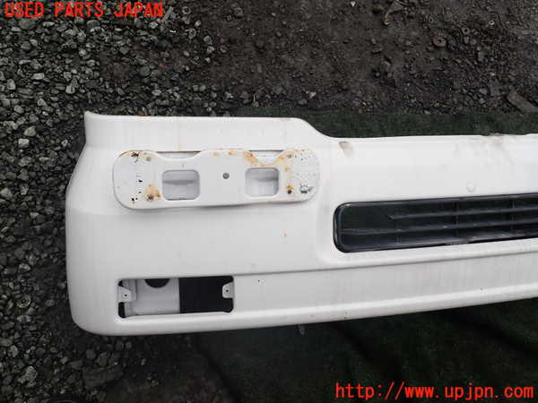 5UPJ-35721010]デリカ スターワゴン(P25W)フロントバンパー 中古_m0003.jpg