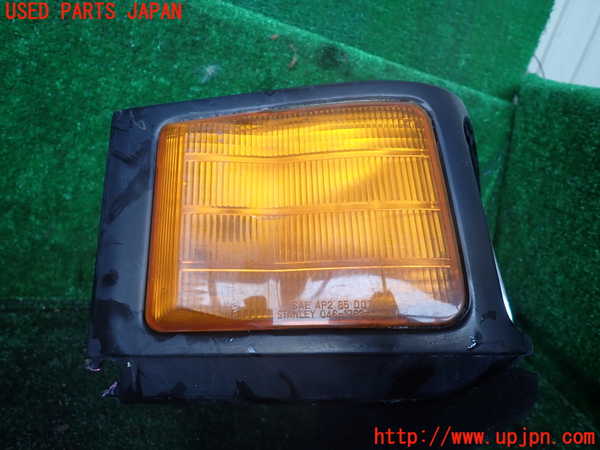 1UPJ-35721150]デリカ スターワゴン(P25W)右コーナーランプ 中古_m0002.jpg