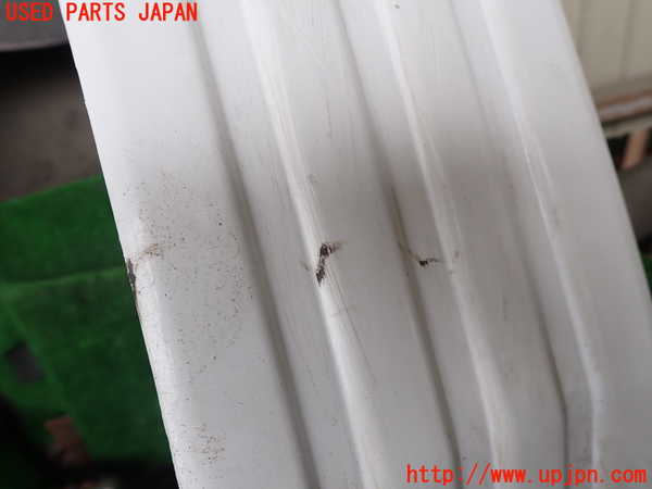 5UPJ-35721102]デリカ スターワゴン(P25W)左前コーナーパネル 中古_m0002.jpg