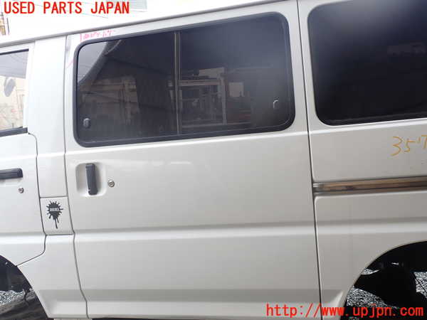 1UPJ-35721320]デリカ スターワゴン(P25W)左後ドア 中古 ASAHI M2A4 43R-00073_m0001.jpg