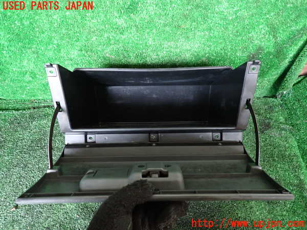 5UPJ-35727516]デリカ スターワゴン(P25W)グローブボックス1 中古_m0002.jpg