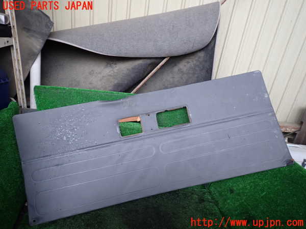 1UPJ-35721578]デリカ スターワゴン(P25W)バックドア内張り 中古_m0001.jpg