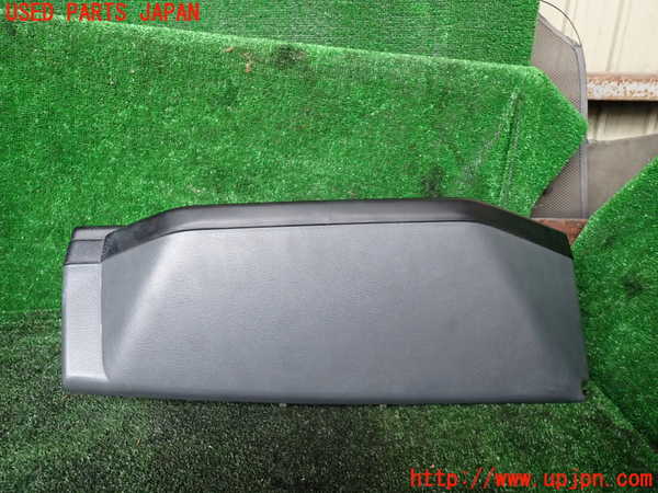 5UPJ-35727510]デリカ スターワゴン(P25W)メーターフード 中古_m0003.jpg