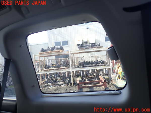 1UPJ-35731380]パジェロ(V98W)右クォーターガラス 中古(43R-00150 M2L3)_m0002.jpg