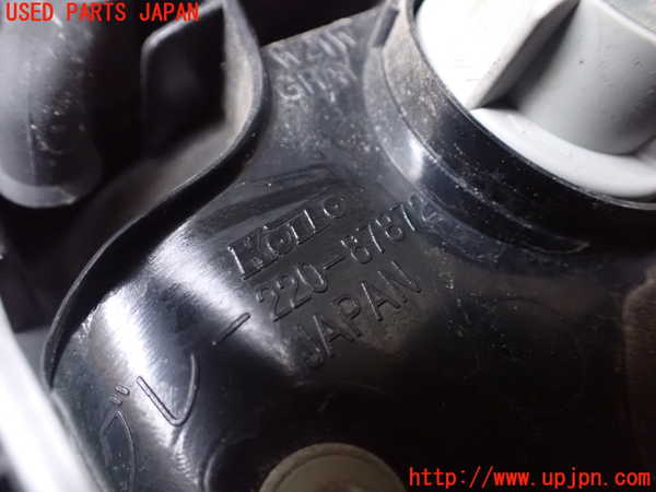 1UPJ-35731536]パジェロ(V98W)左テールランプ 中古_m0003.jpg