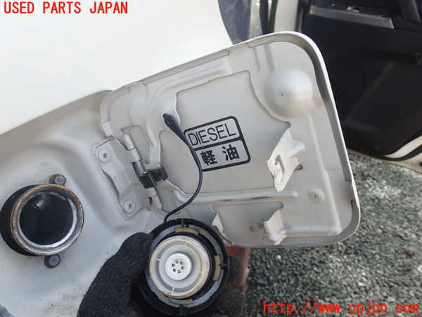 1UPJ-35731690]パジェロ(V98W)フューエルリッド 中古_m0002.jpg