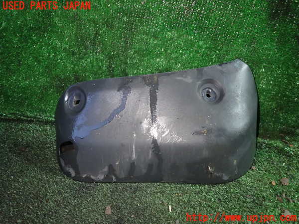 1UPJ-35731454]パジェロ(V98W)右リアマッドガード(泥除け) 中古_m0002.jpg